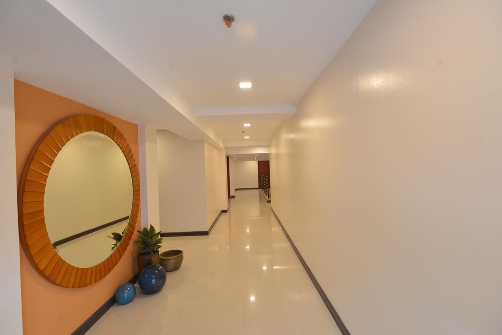 Royal Suites Condotel Kalibo Eksteriør bilde