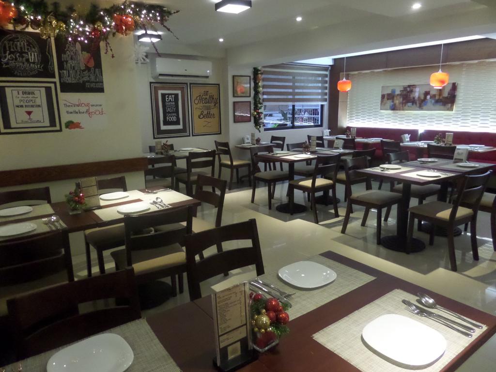 Royal Suites Condotel Kalibo Eksteriør bilde